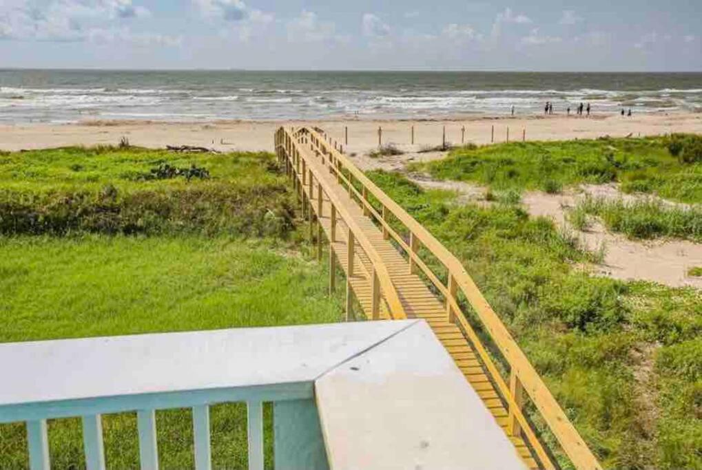 Beachfront Retreat! 3 Steps To Walkover! Surfside Beach Exteriér fotografie