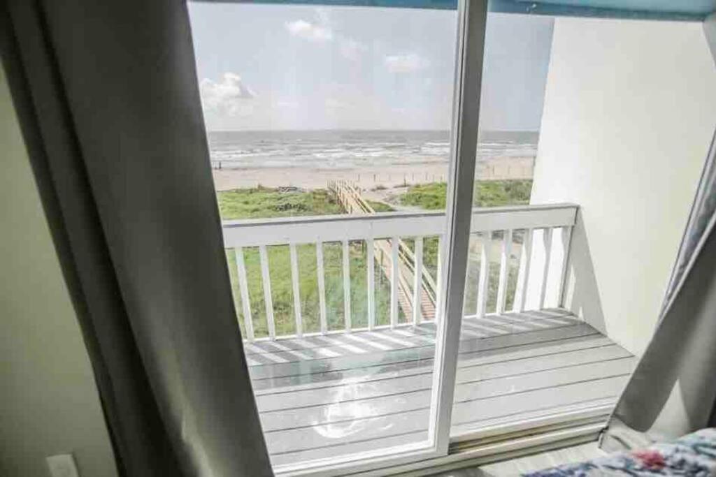 Beachfront Retreat! 3 Steps To Walkover! Surfside Beach Exteriér fotografie